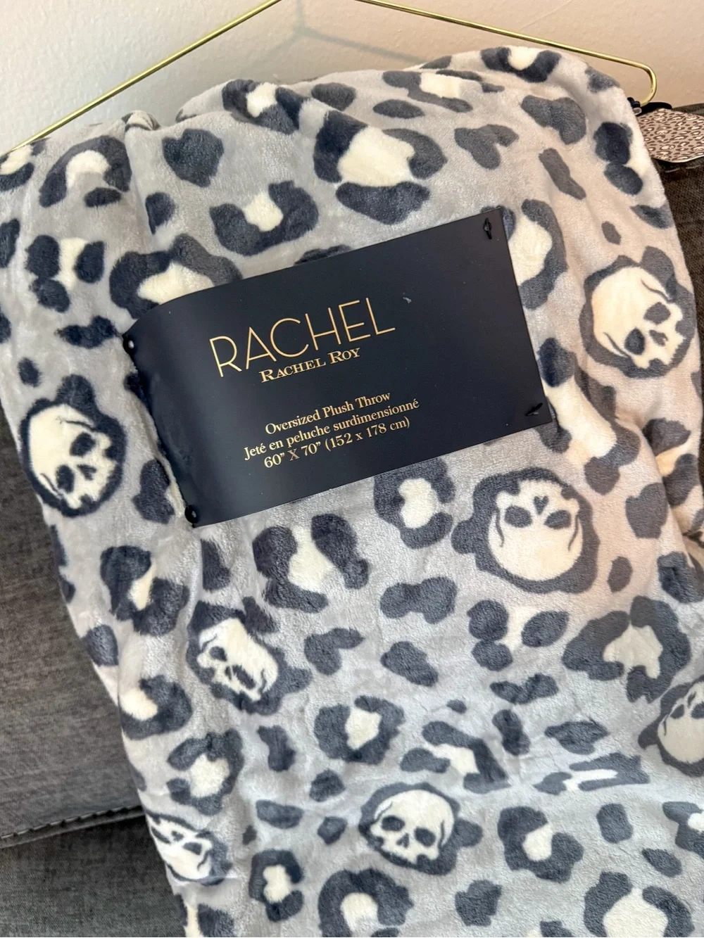 Rachel Roy Gray Skull Leopard Print Plush Halloween Throw Blankwt